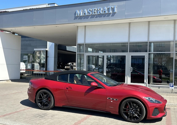 Maserati GranCabrio cena 330000 przebieg: 25600, rok produkcji 2018 z Warszawa małe 211